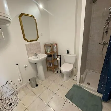 Charmant Appartement Saint-Thibéry